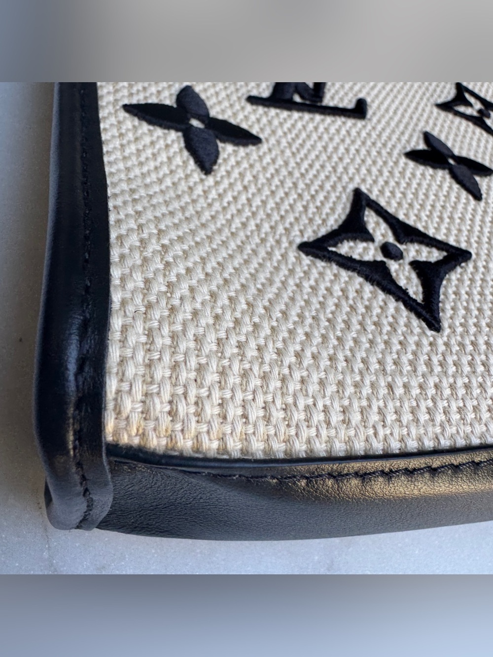 Louis Vuitton Raffia Toiletry 26 Pouch Pochette on Chain - Picture 14 of 16